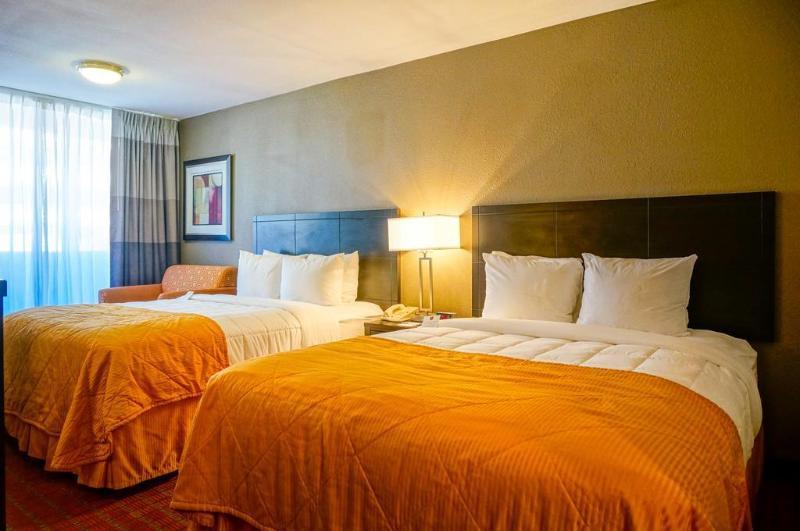 Quality Inn Phoenix Airport Exterior photo